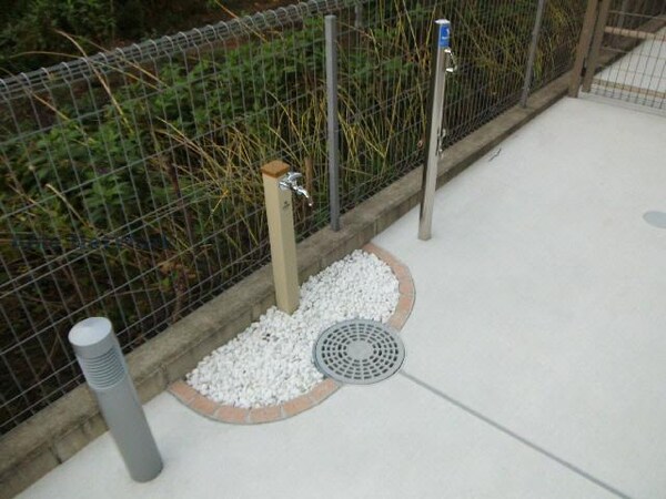建物設備(ペット用足洗い場)