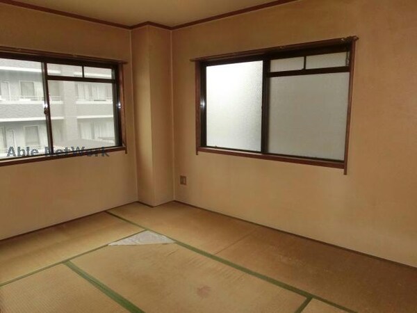 居室(同型モデル)