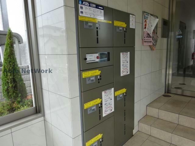 物件外観写真4　(宅配ＢＯＸ)