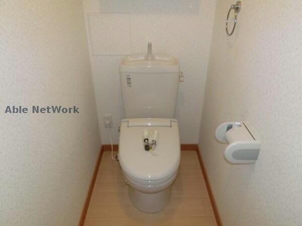 トイレ(同型モデル)