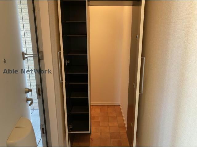 物件内観写真26　(シューズクローク)