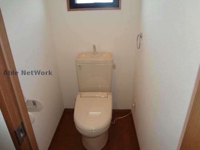 トイレ(同型モデル)