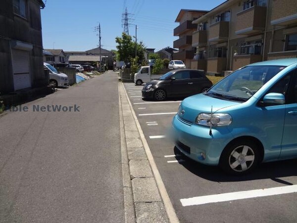 駐車場(駐車場)