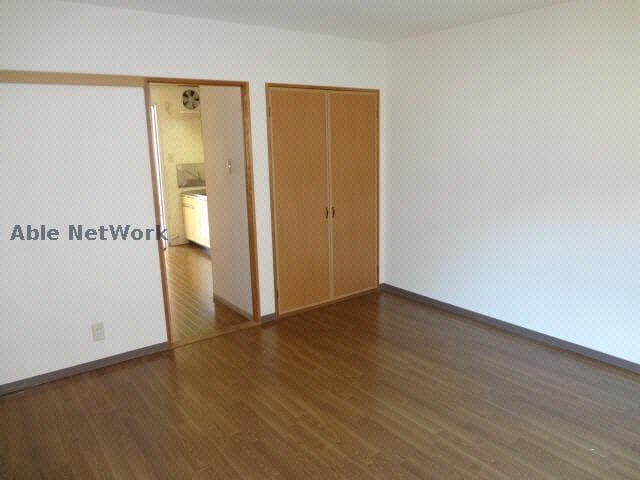 物件内観写真5　(同型モデル)