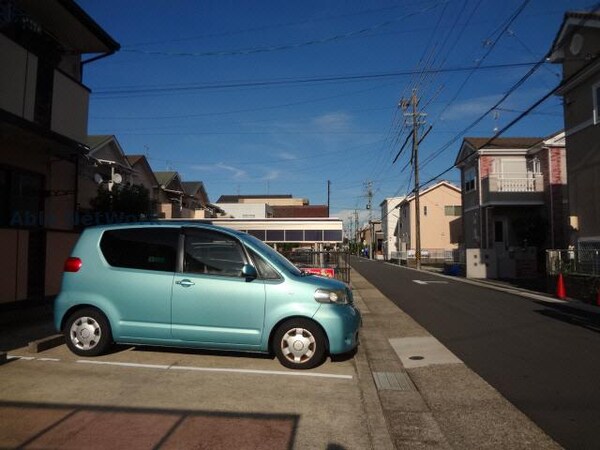 駐車場(駐車場)