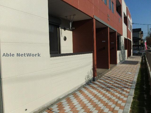 物件外観写真3　(通路)