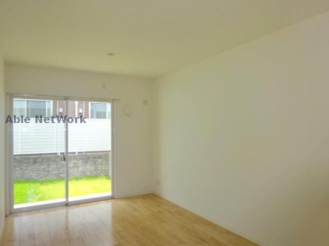 物件内観写真5　(同型モデル)