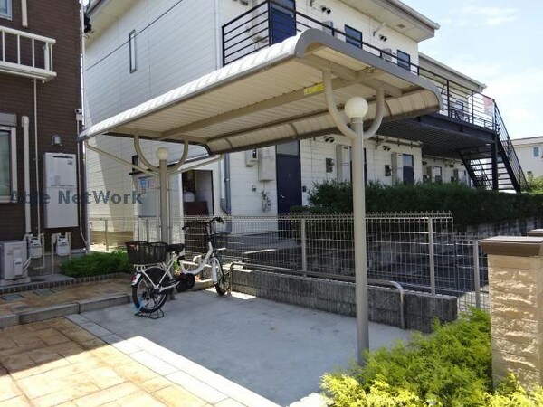 駐輪場(駐輪場)