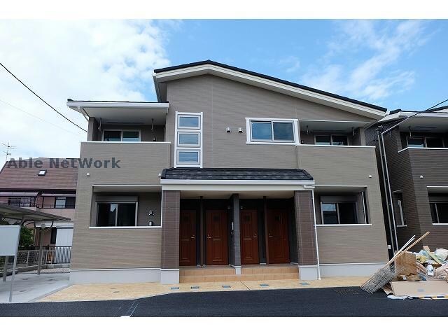 物件外観写真1　(Ａ棟　外観)