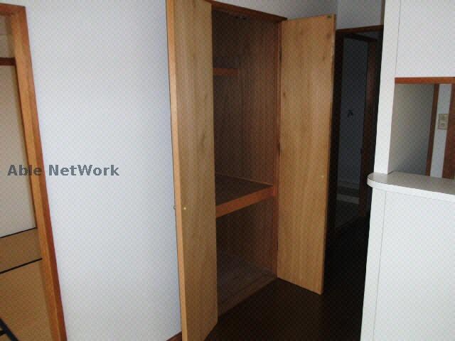 物件内観写真6　(収納)