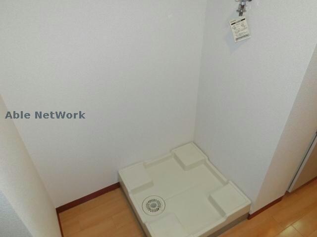 物件内観写真12　(洗濯機置場/同型モデル)