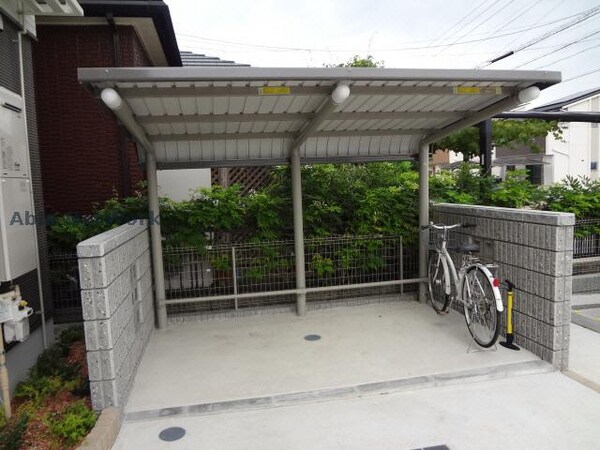駐輪場(駐輪場)