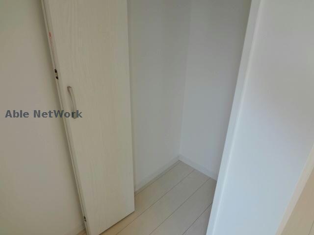 物件内観写真6　(クローゼット)