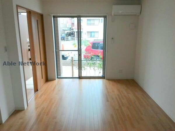 リビングダイニング