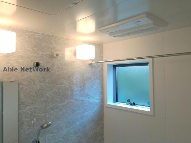 物件内観写真9　(浴室乾燥機)