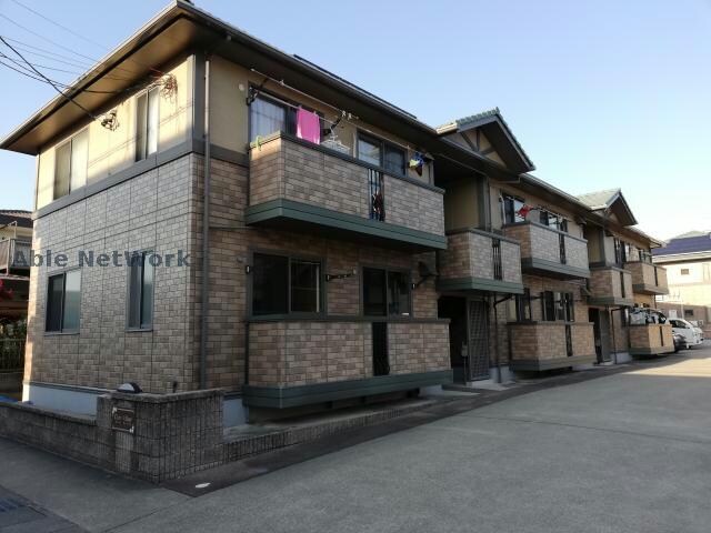 物件外観写真2　(B棟)