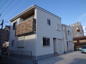 ガレージハウス楠あじま外観写真