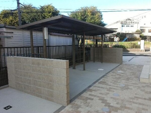 駐輪場(駐輪場)