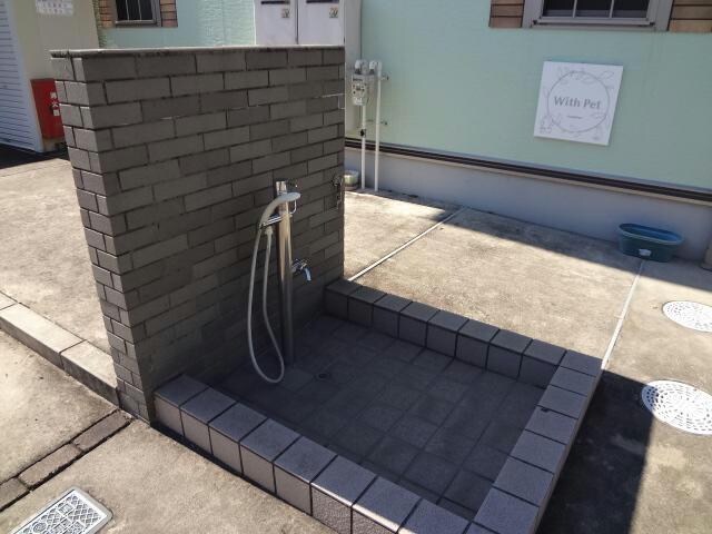 物件外観写真6　(ペット用足洗い場)