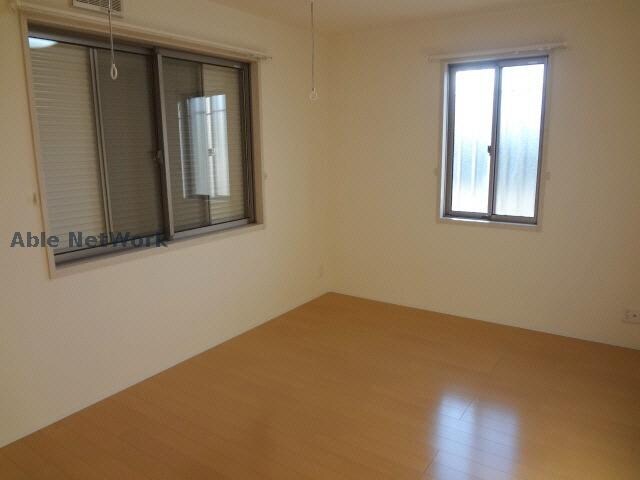 物件内観写真7　(同型モデル)