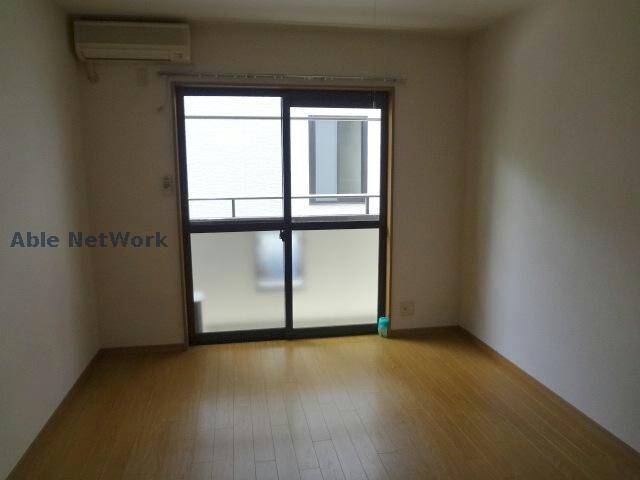 居室(同型モデル)