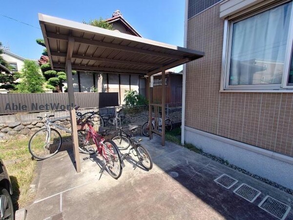 駐輪場