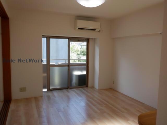 物件内観写真10　(同型モデル)