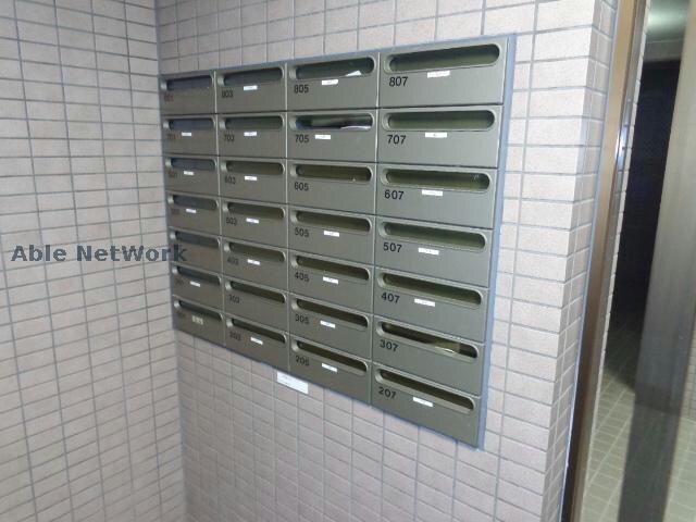 物件外観写真5　(集合ポスト)