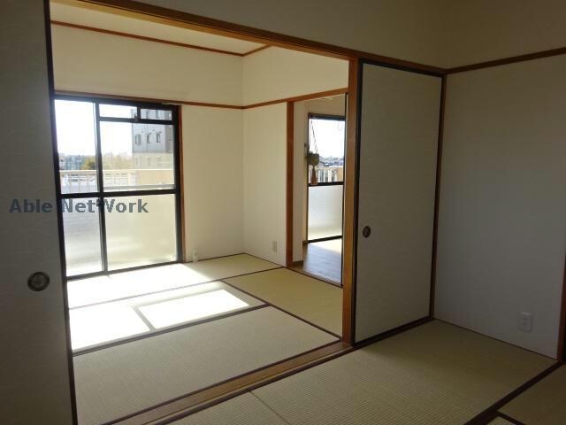 物件内観写真16　(同型モデル)