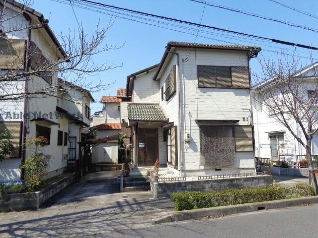 物件外観写真3　(１号棟　外観)