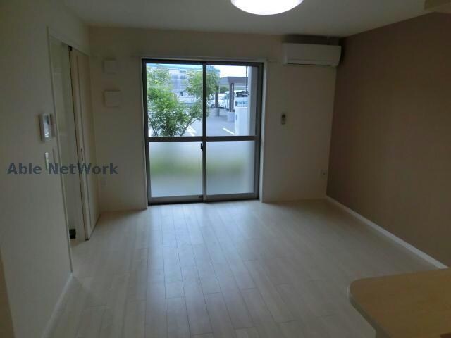 物件内観写真5　(同型タイプ)