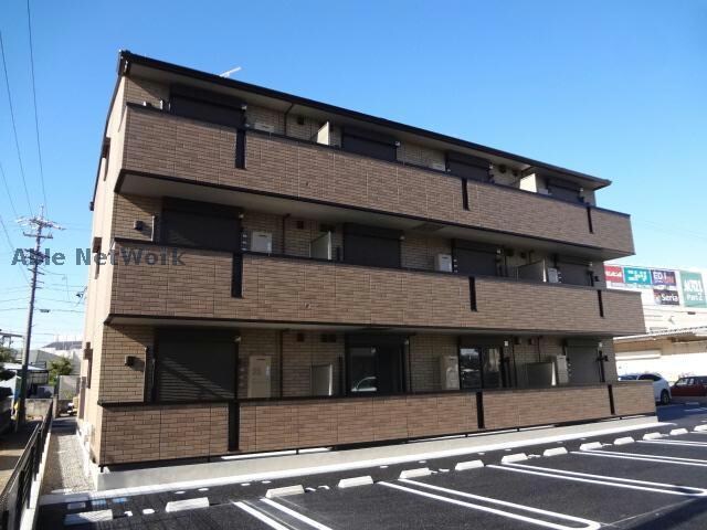 物件外観写真1　(Ａ棟)