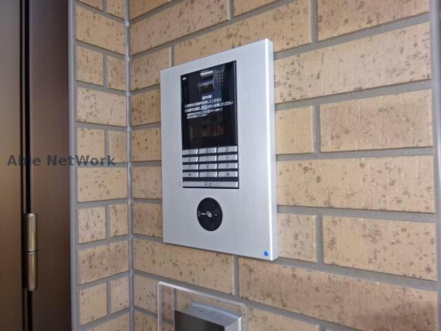 物件外観写真4　(Ｂ棟　オートロック)