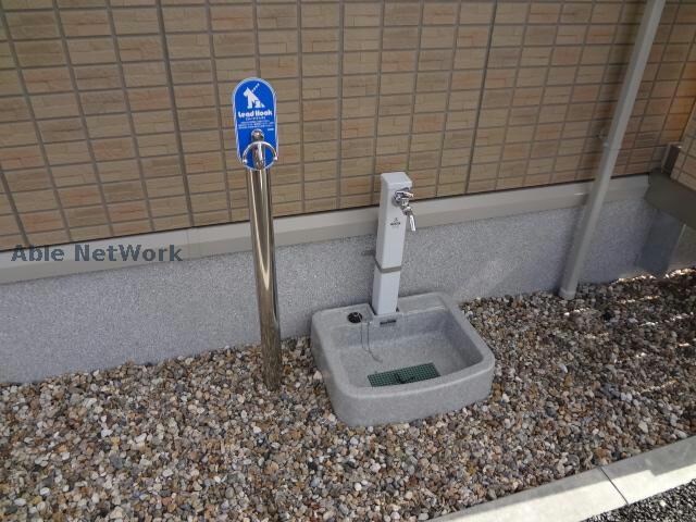 物件外観写真5　(ペット用足洗い場)