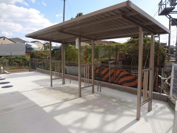 駐輪場(駐輪場)