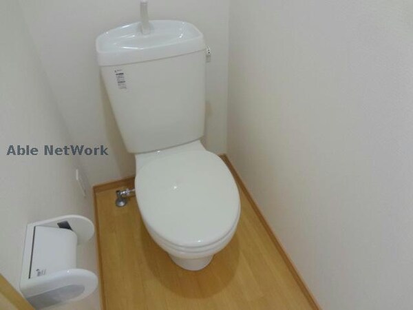 トイレ(同型モデル)