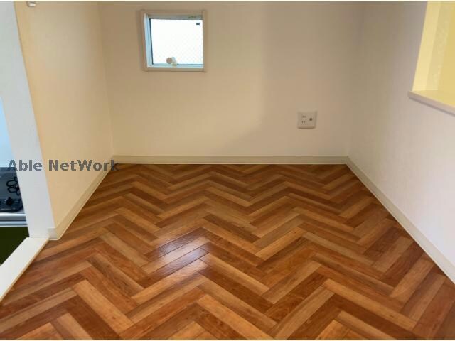 物件内観写真23　(ロフト3帖)