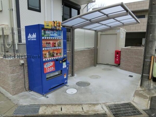 駐輪場(駐輪場)