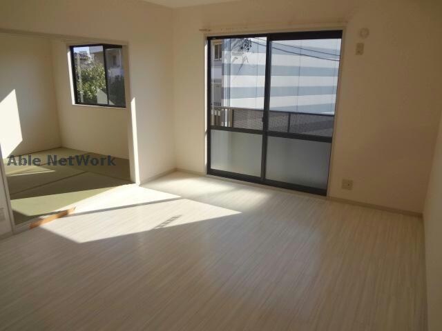 物件内観写真5　(反転タイプ)