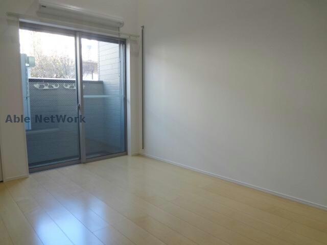 物件内観写真3　(同型モデル)