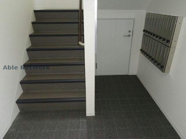 物件外観写真7　(エントランス)