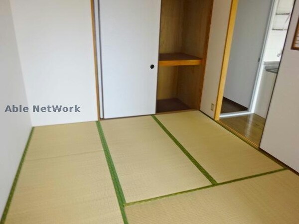 居室(同型モデル)