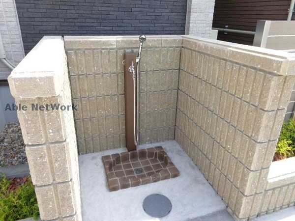 建物設備(ペット用足洗い場)