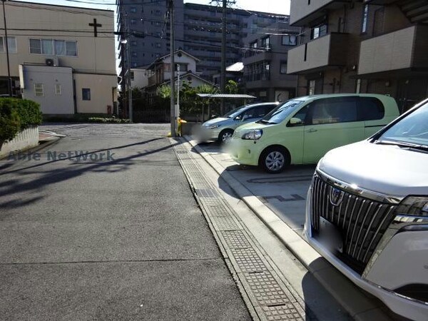 駐車場(駐車場)