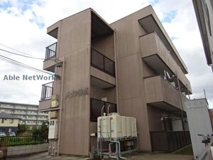 メゾン神領（堀ノ内町）外観写真