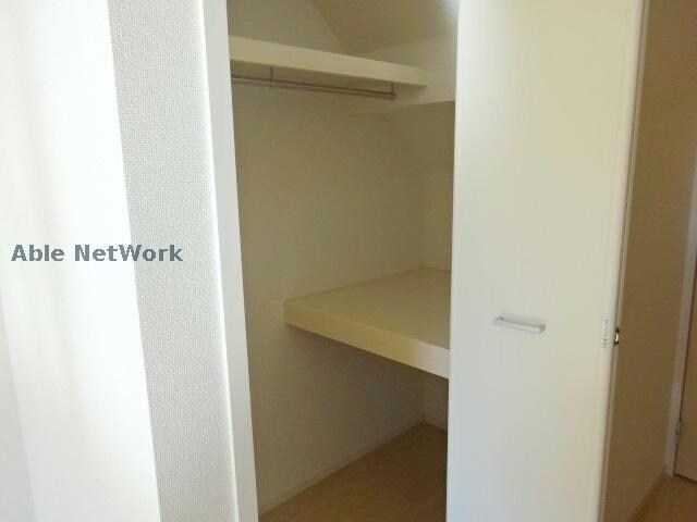 物件内観写真9　(クローゼット)