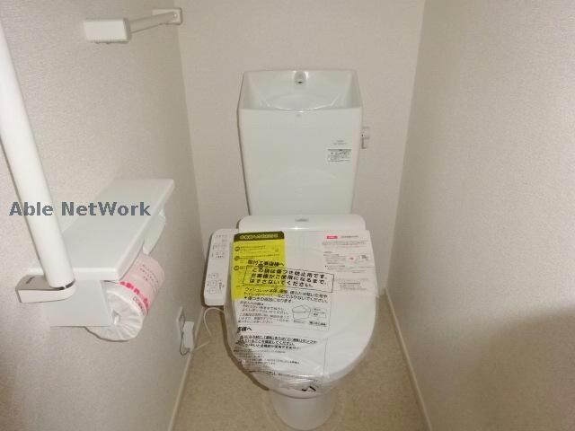 物件内観写真14　(温水洗浄便座)