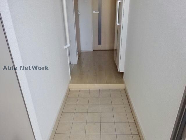 物件内観写真15　(玄関)
