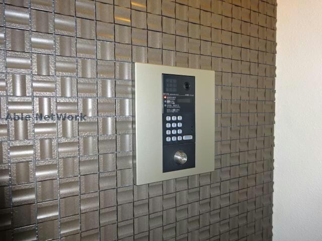 物件外観写真3　(オートロック)