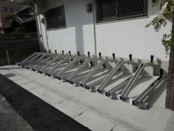 駐輪場(駐輪場)